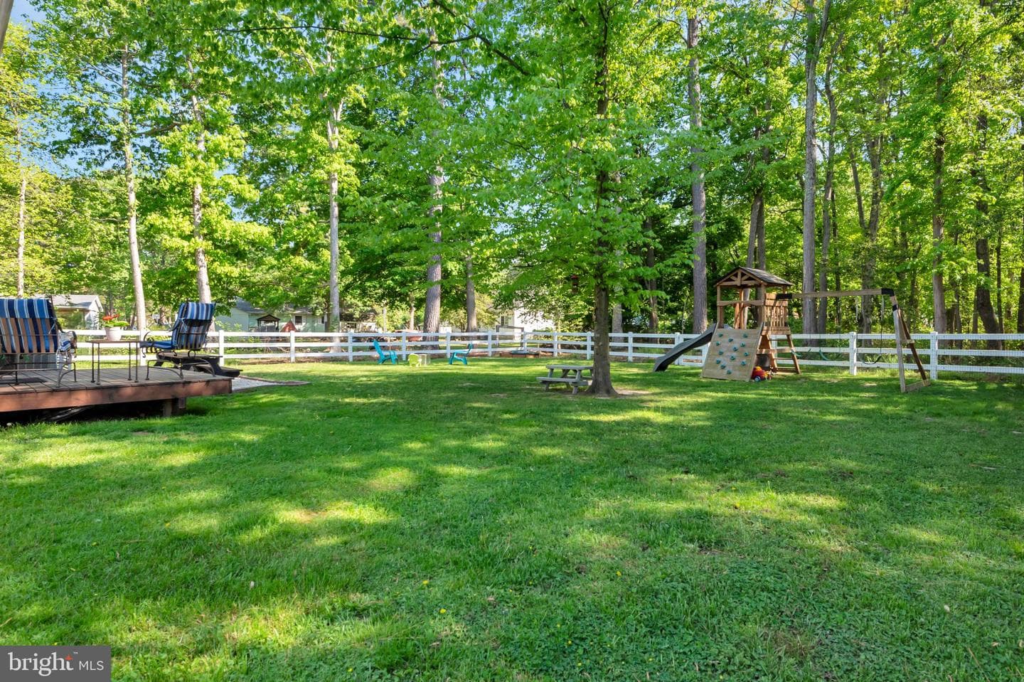 118 Stewart Lane photo 37