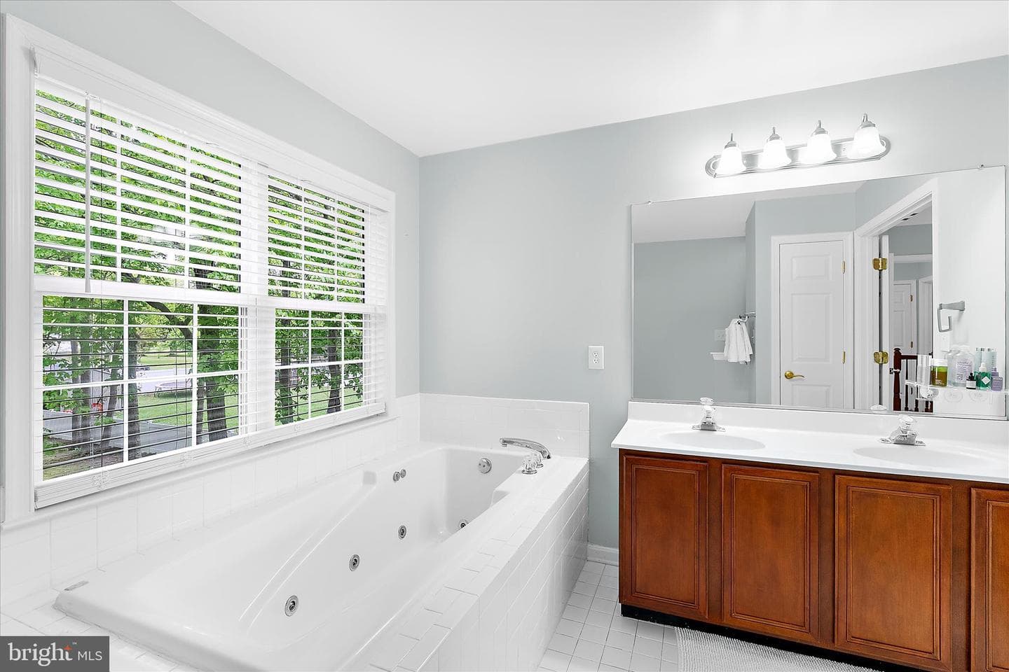 705 Davol Road photo 31