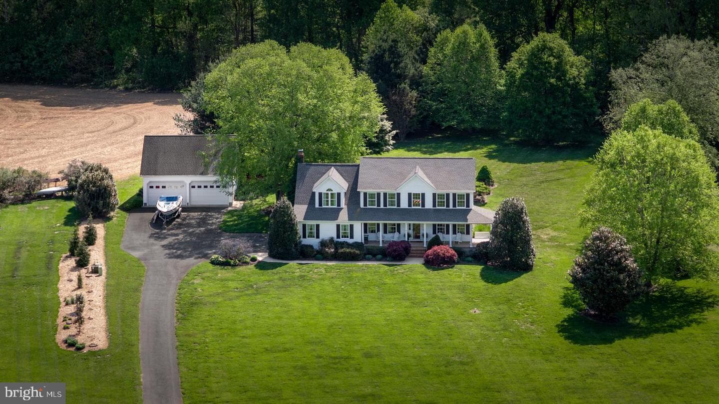 127 Pleasant Springs Drive photo 3