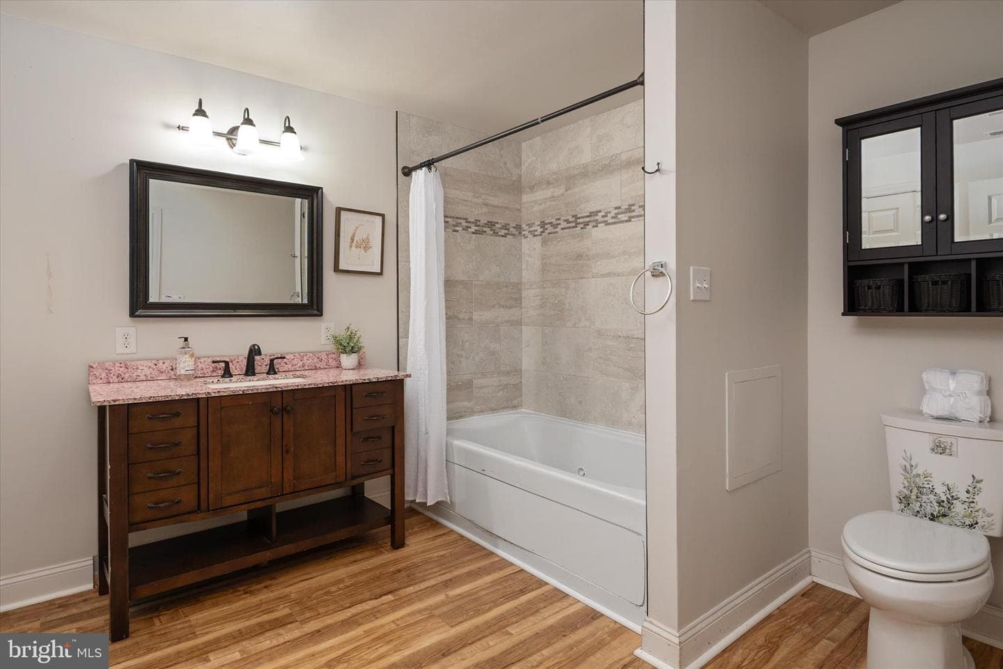 118 Dabbling Court photo 43