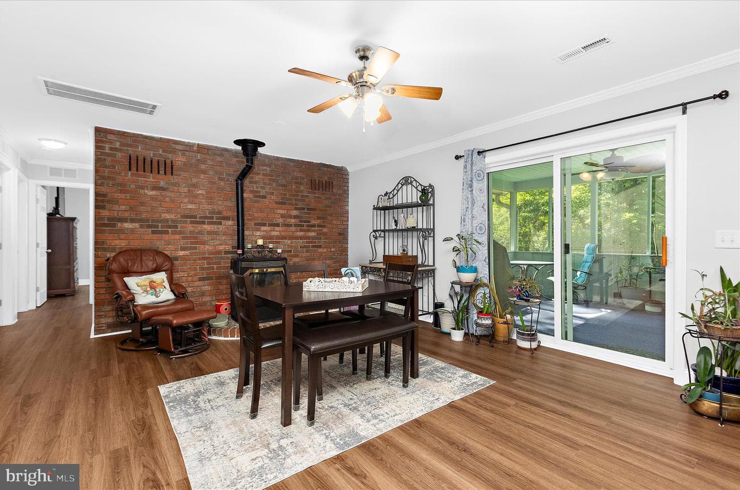 1906 Stevens Drive photo 15