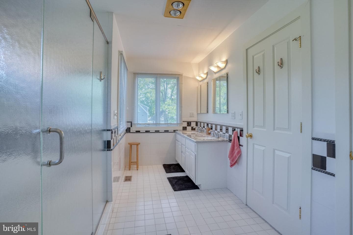 115 Congressional Drive photo 42