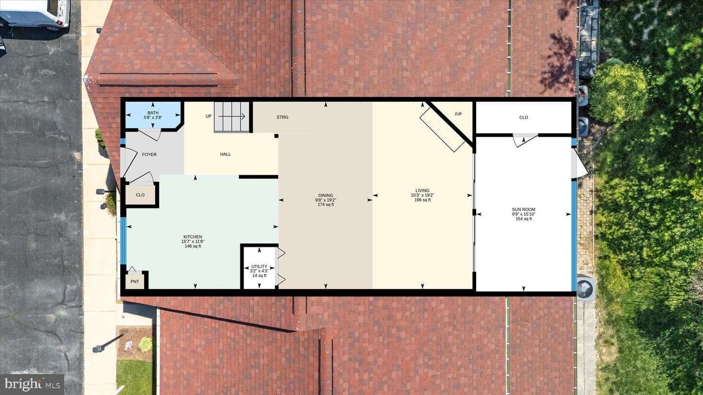 54f Queen Caroline Court photo 32