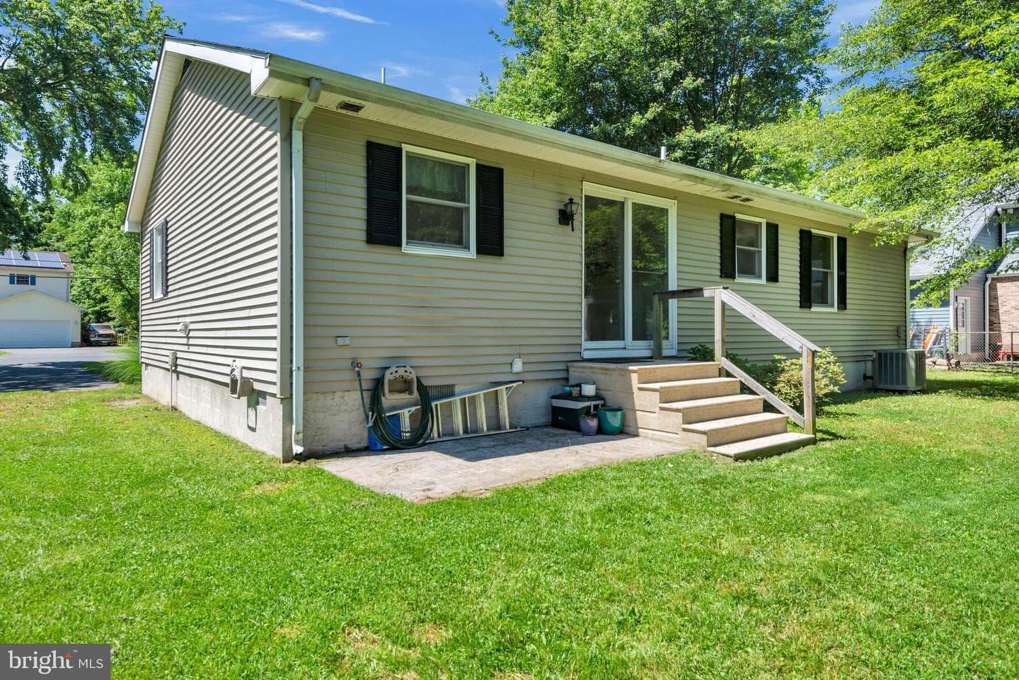 607 Kimberly Way photo 32
