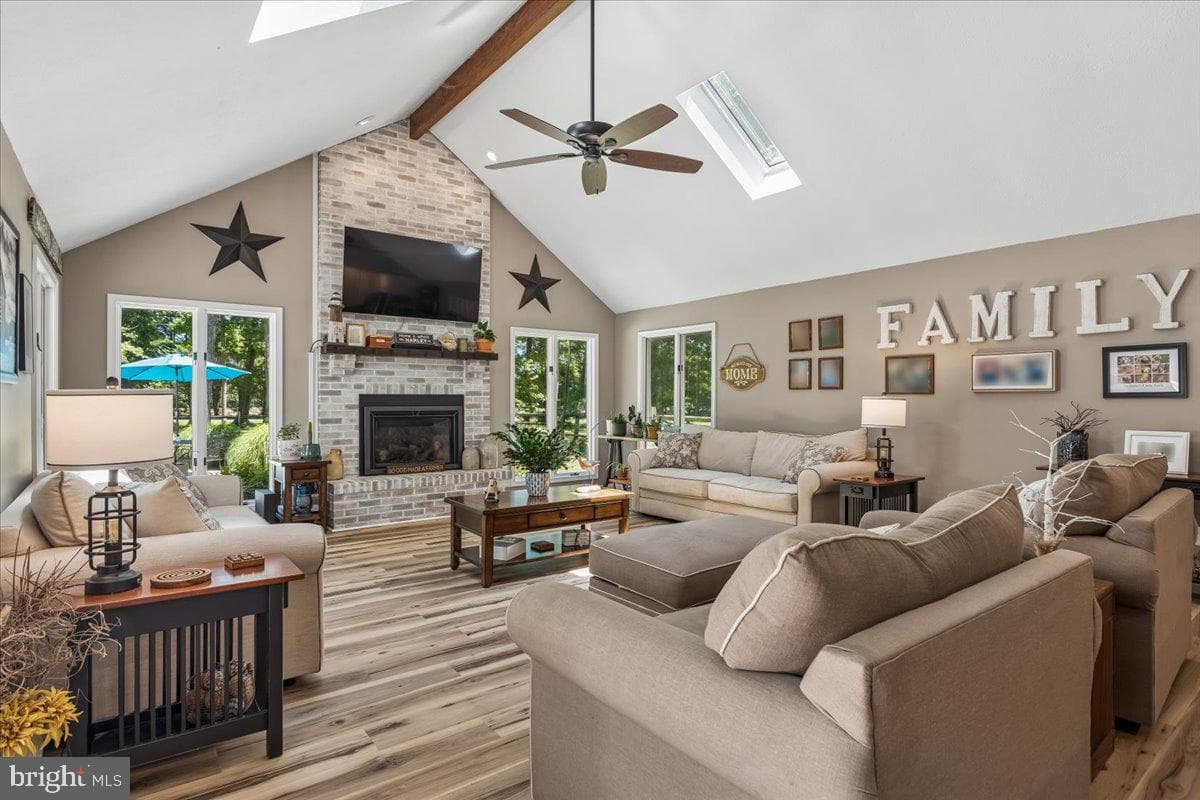 350 Prospect Bay Drive W photo 17