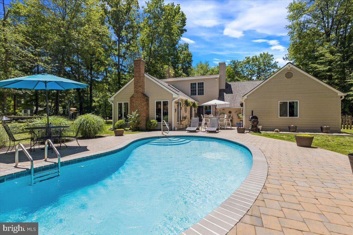 350 Prospect Bay Drive W photo 22