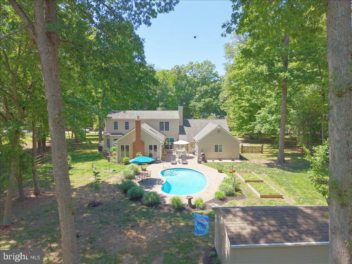 350 Prospect Bay Drive W photo 25