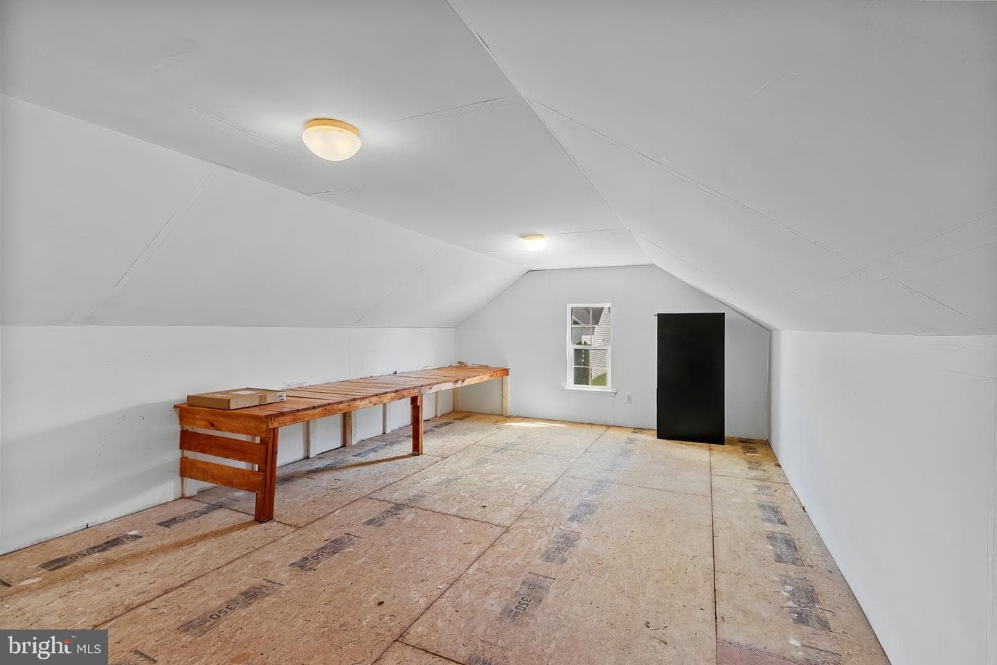 717 Harmony Way photo 32