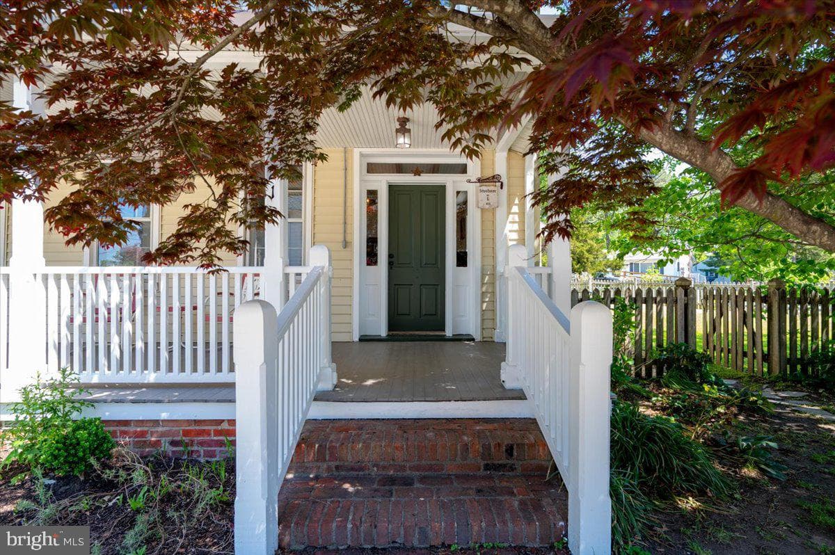 7121 Main Street photo 4