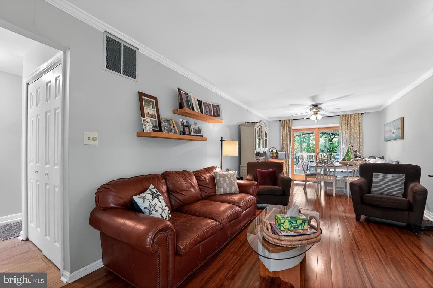 606 Kimberly Way photo 32