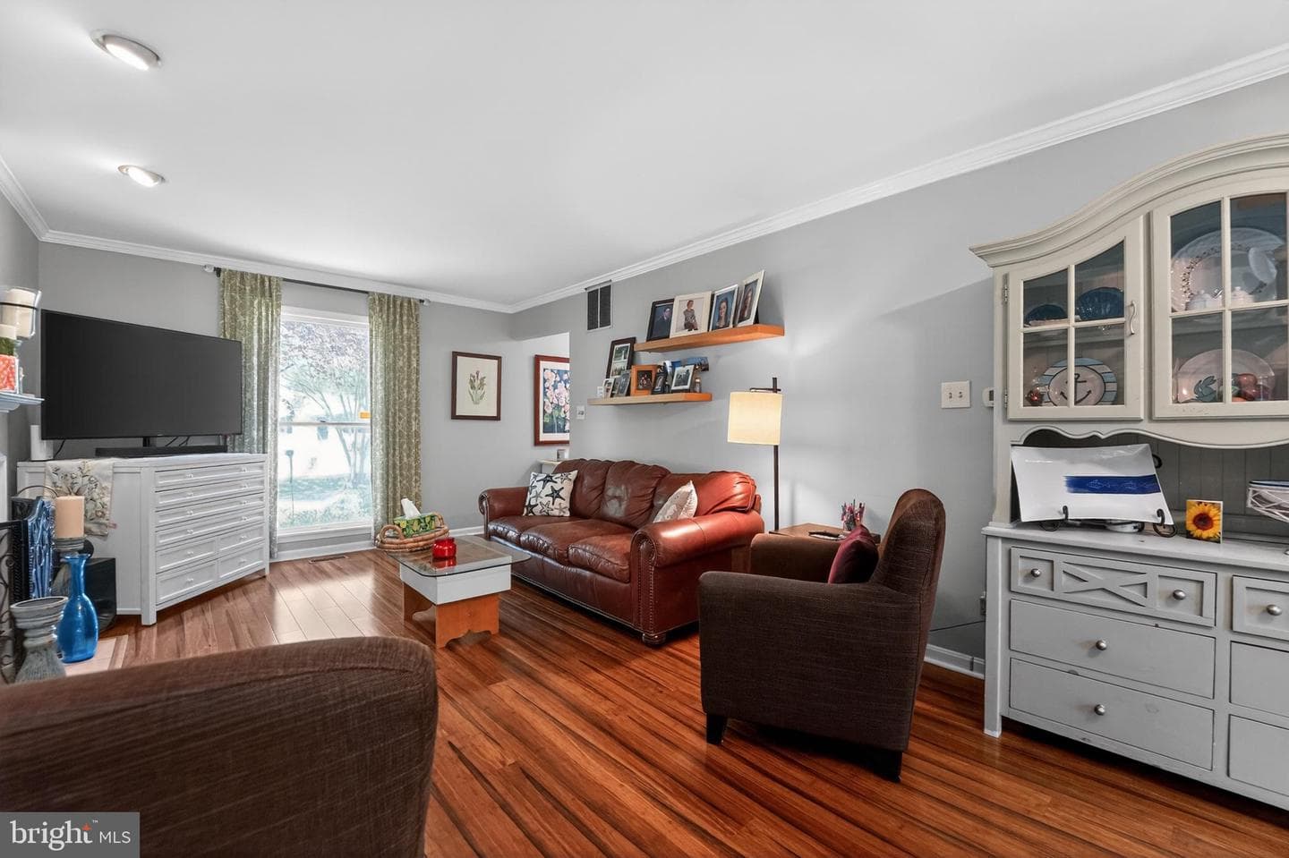 606 Kimberly Way photo 36