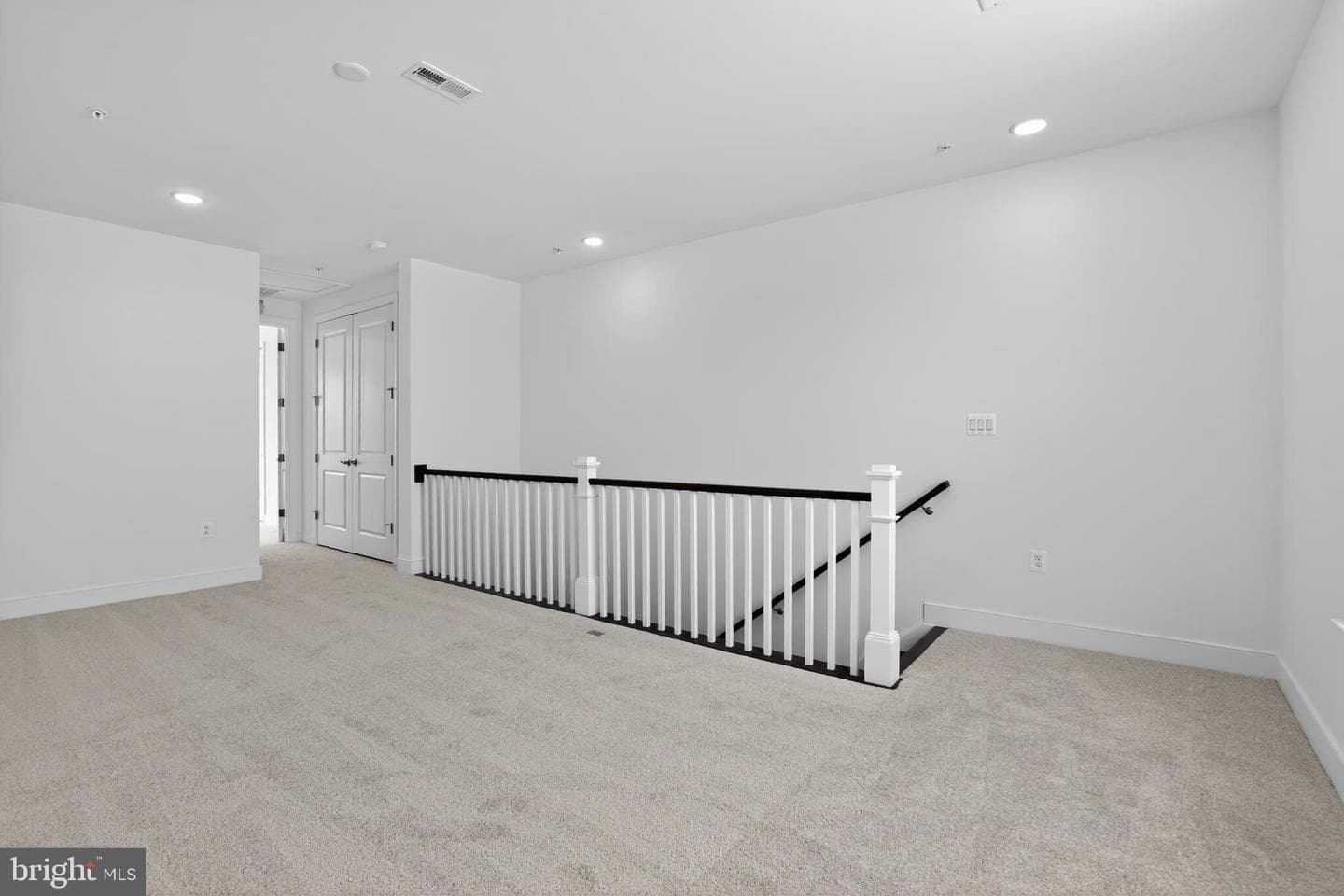 540 Warbler Way photo 25