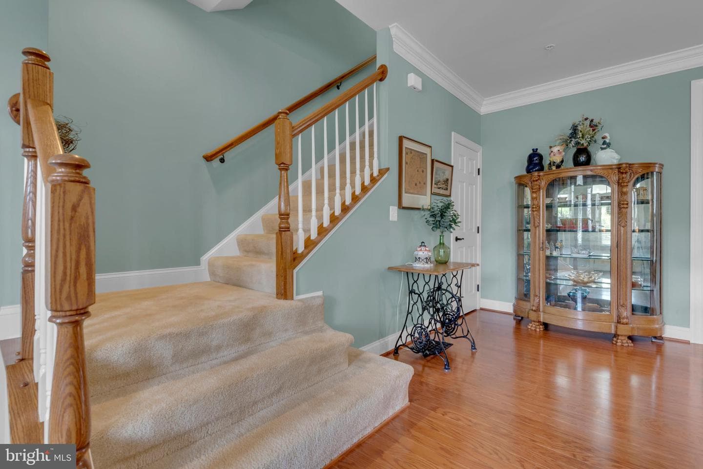 265 Evelyne Street photo 16