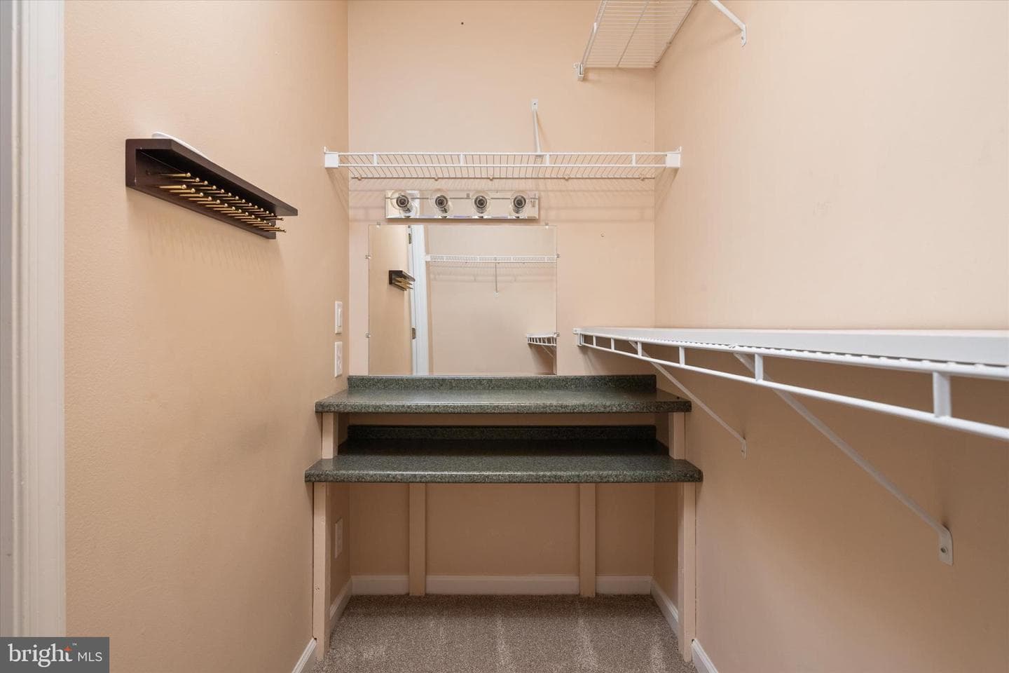 235 Green Street photo 23