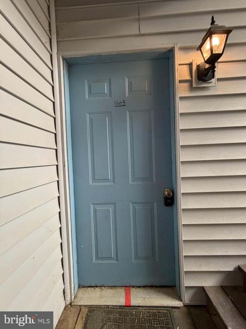 1603 Marion Quimby Drive photo 2