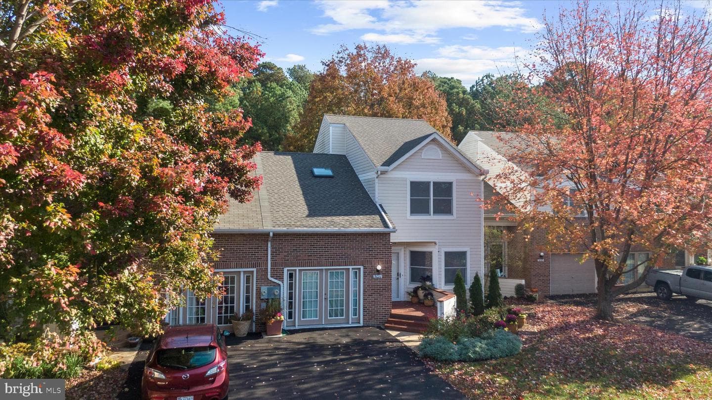 5011 Bridgepointe Drive photo 34