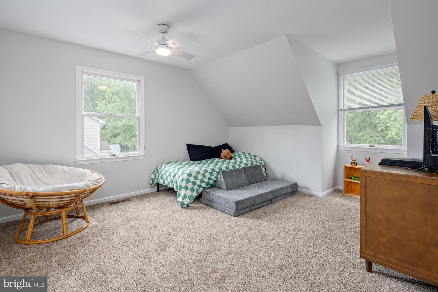 756 Kimberly Way photo 21