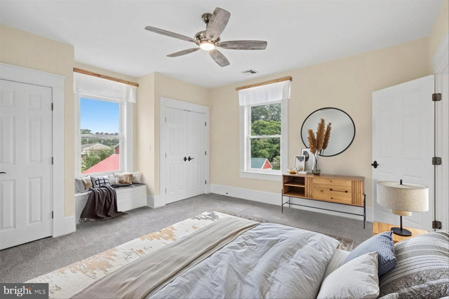108 Maple Avenue photo 49