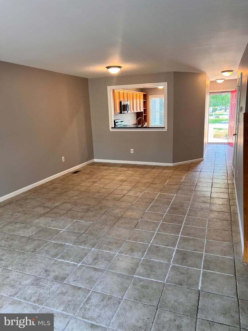 6005 Bridgepointe Drive photo 16
