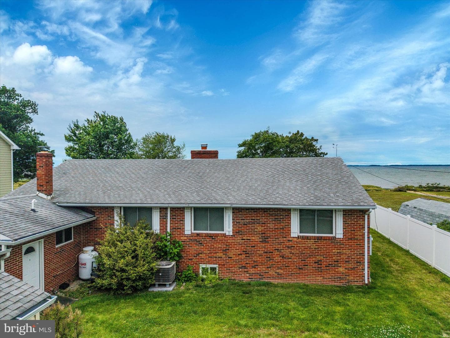 400 Beachside Dr photo 19