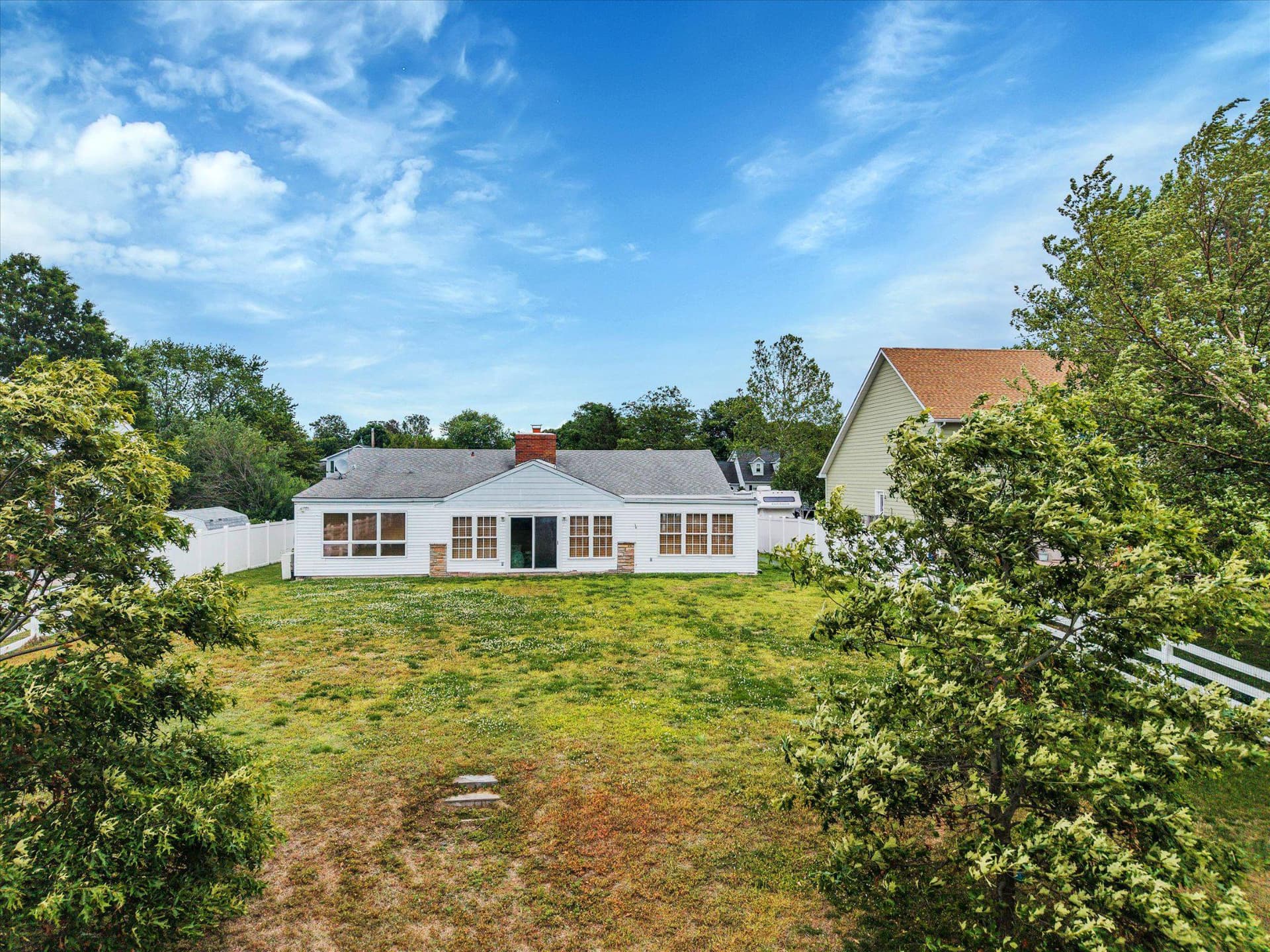 400 Beachside Dr photo 4