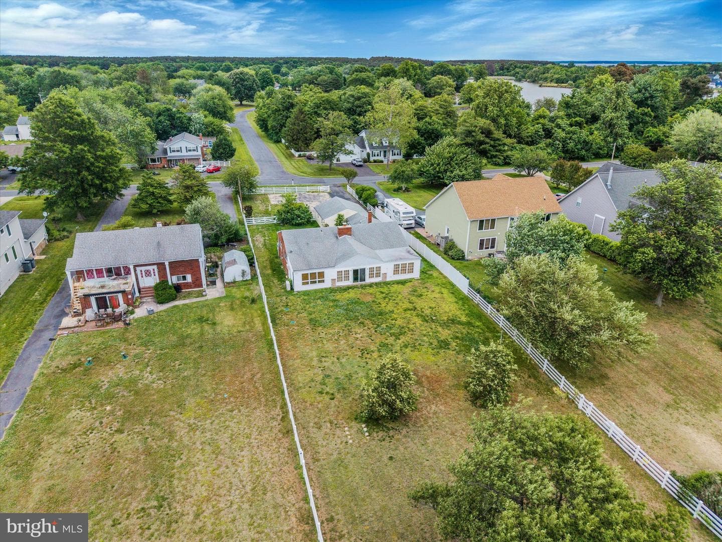 400 Beachside Dr photo 9
