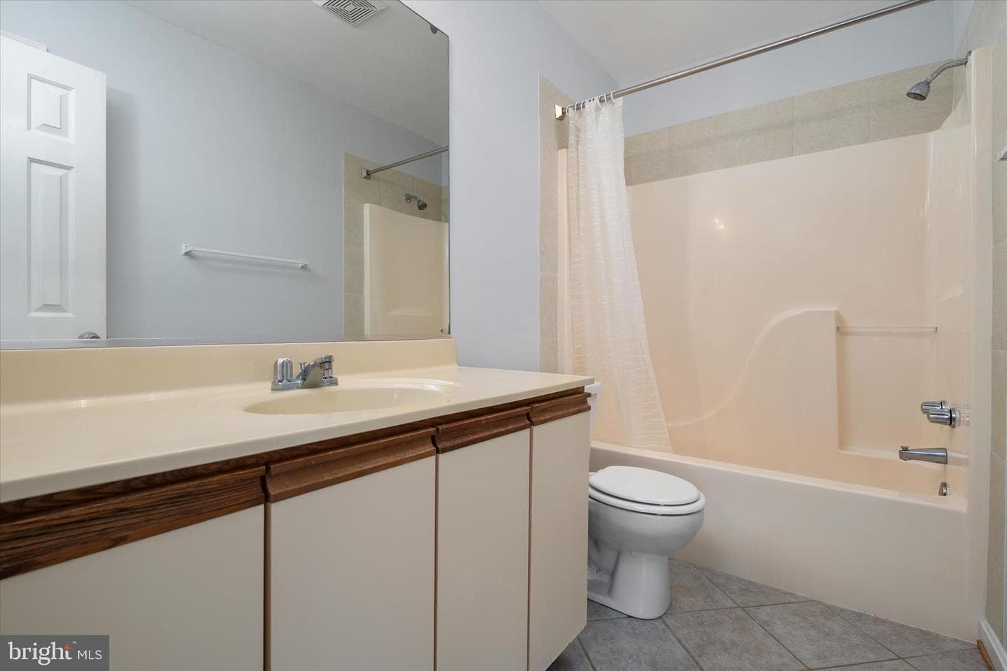 1302 Marion Quimby Drive photo 17