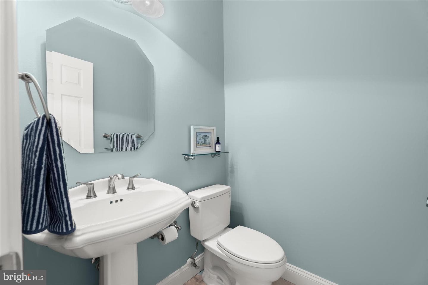 109 Starboard Court photo 46