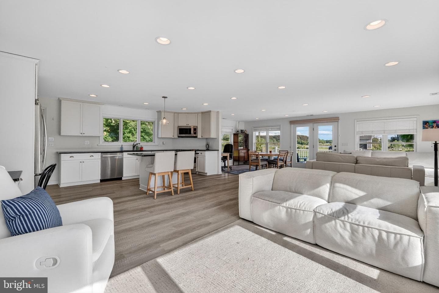 713 Bay Drive photo 13