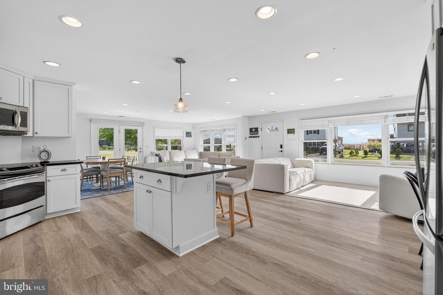 713 Bay Drive photo 18