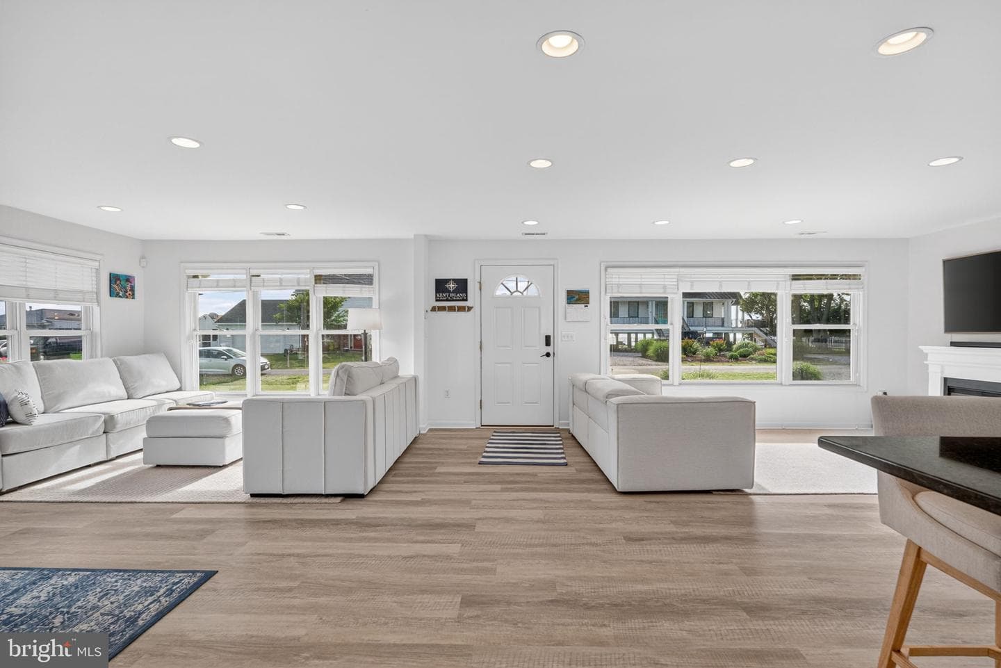713 Bay Drive photo 9