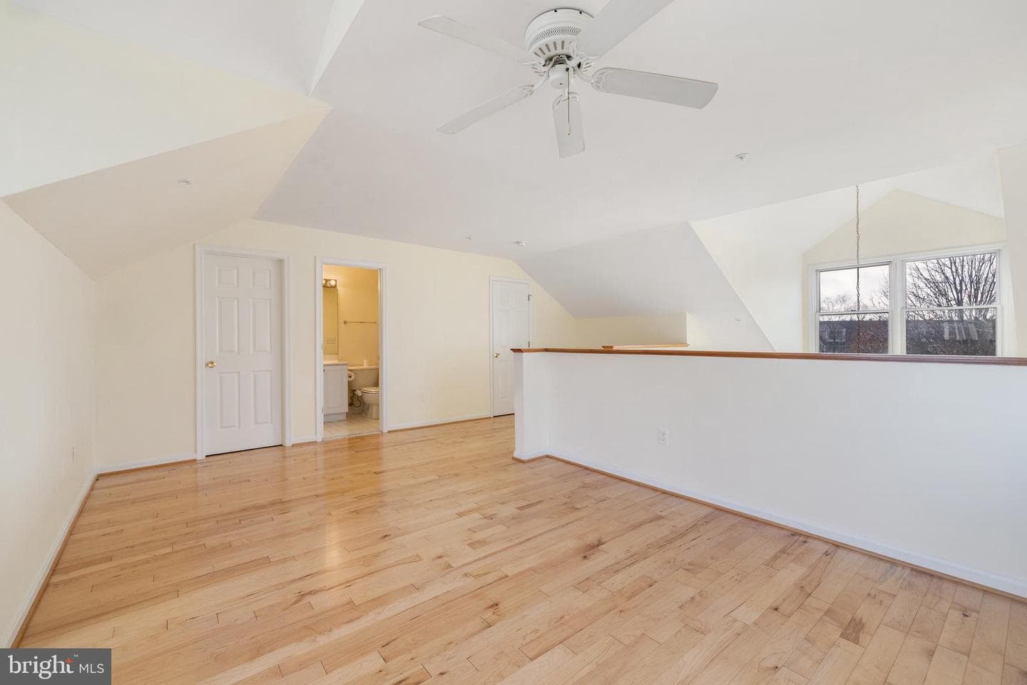 807 Auckland Way photo 35