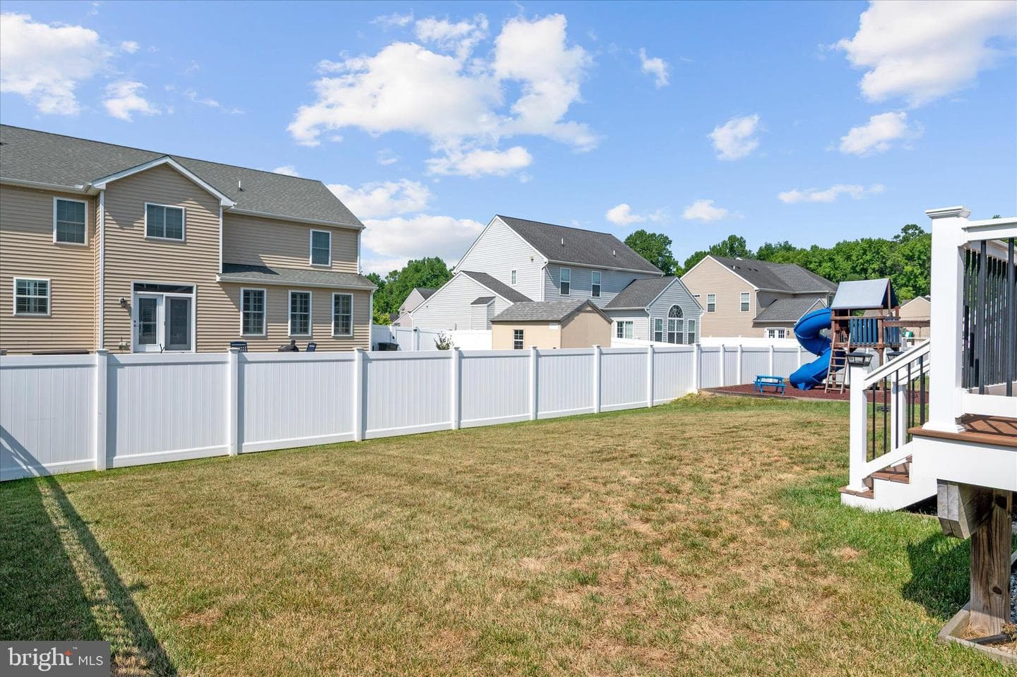 126 E Brook Drive photo 40