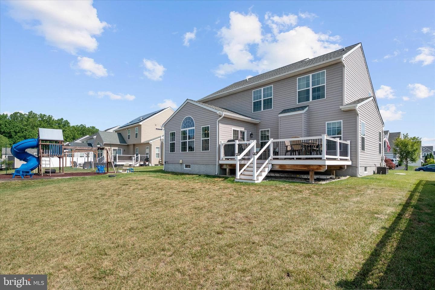 126 E Brook Drive photo 41