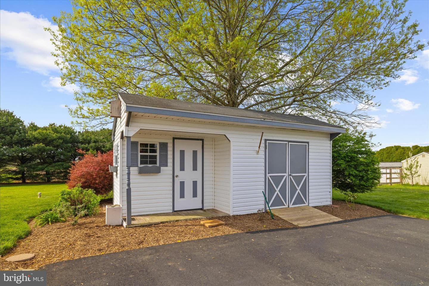 988 White Marsh Road photo 5
