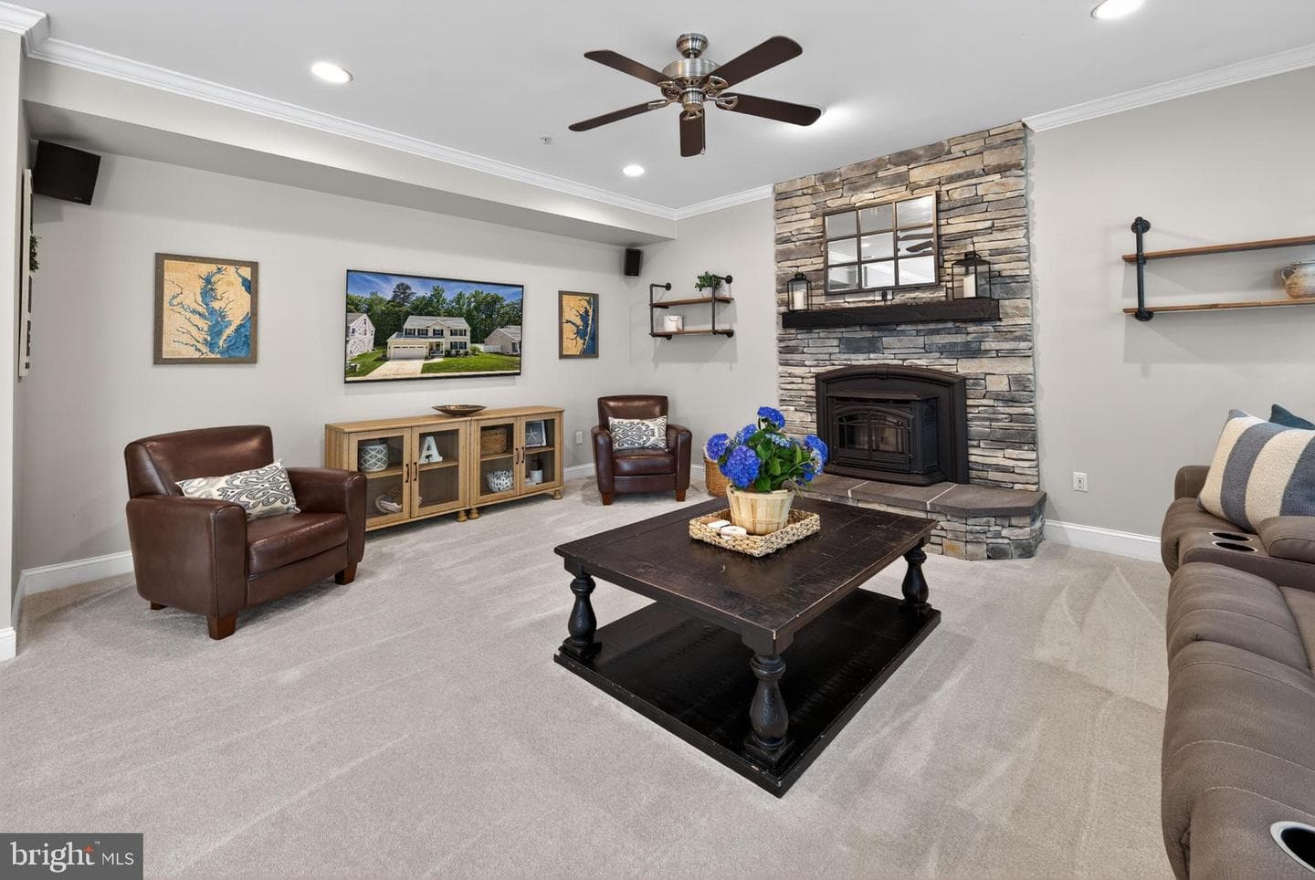 125 Fawn Lane photo 24