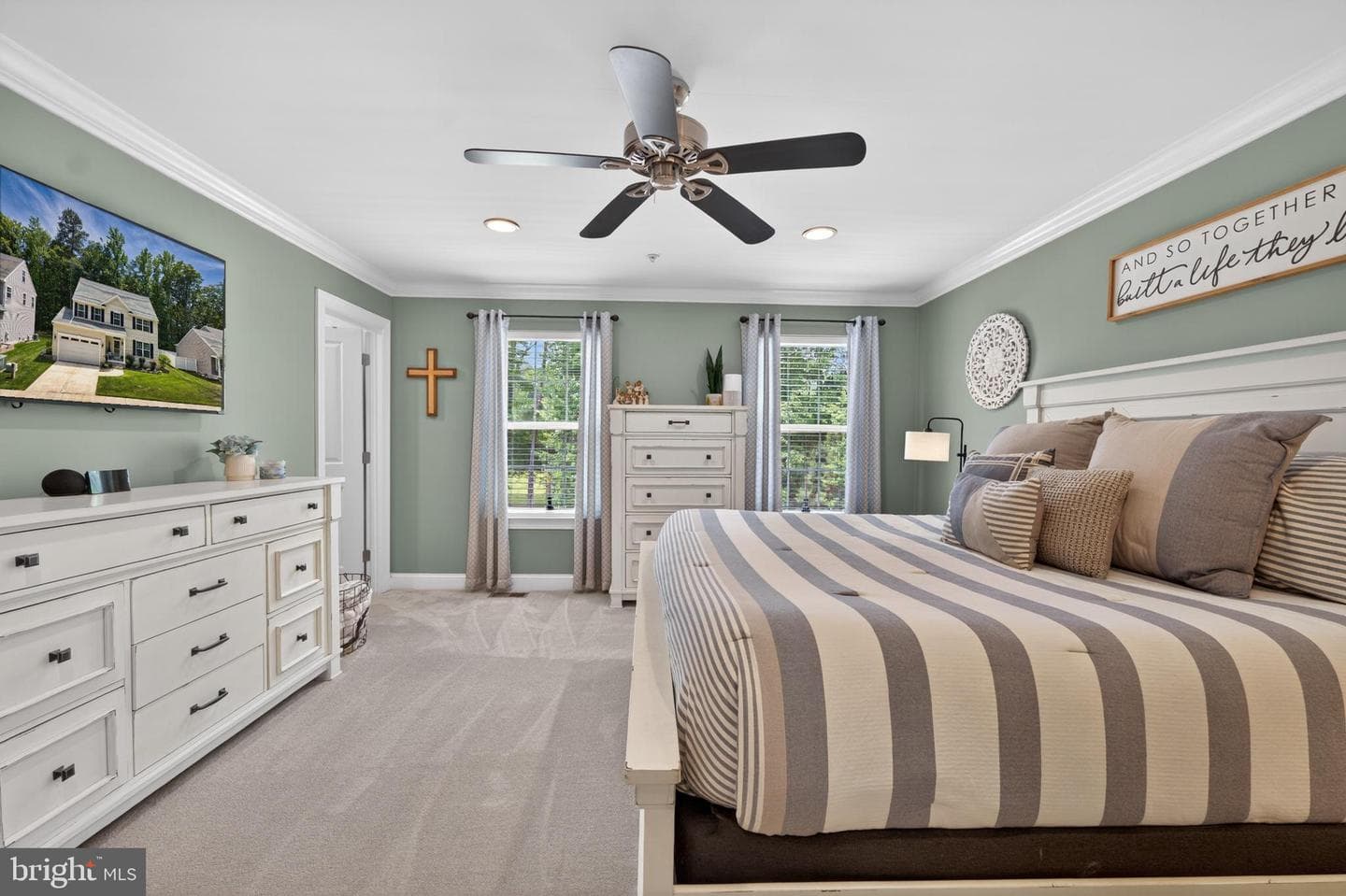 125 Fawn Lane photo 31