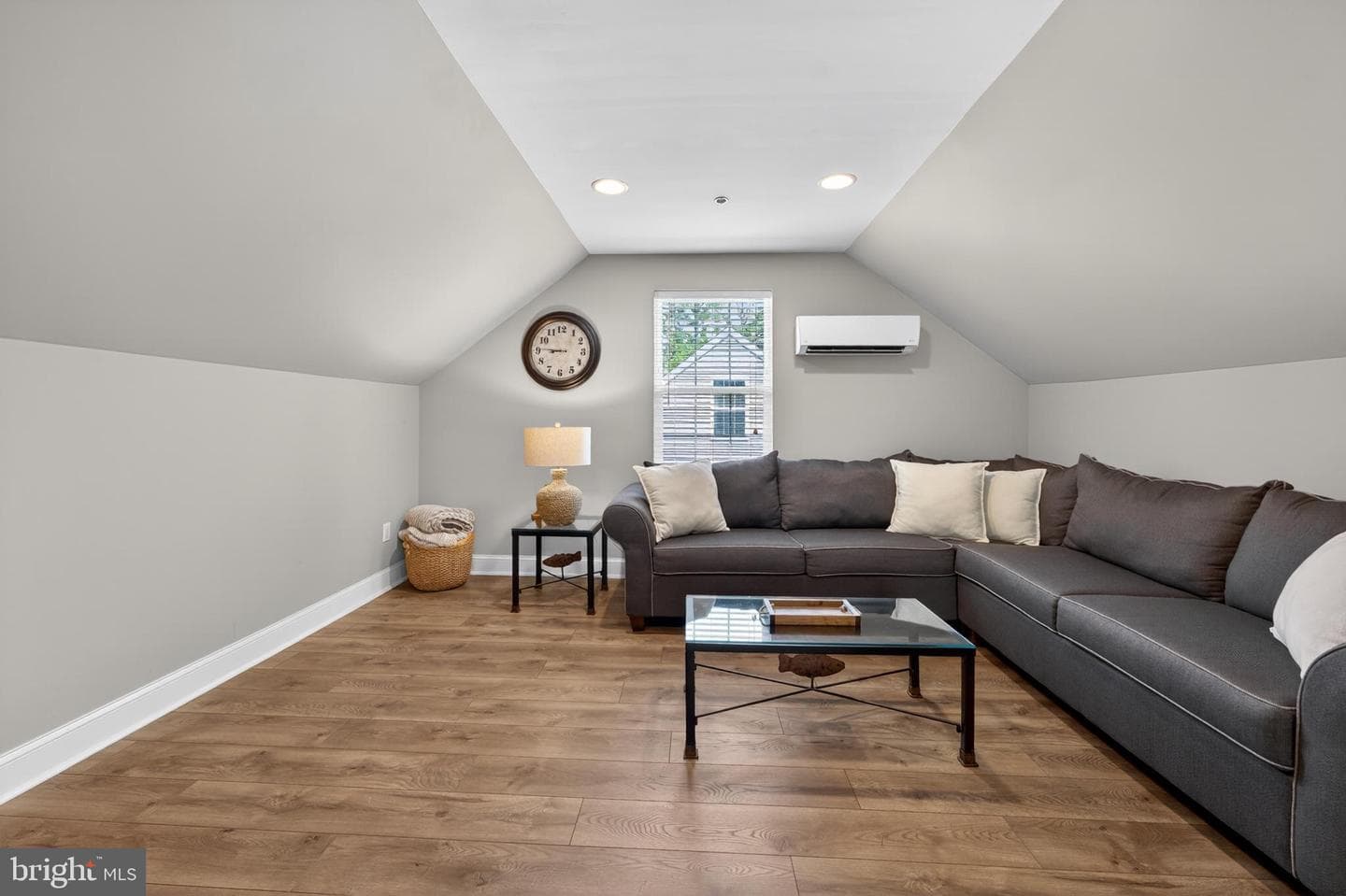 125 Fawn Lane photo 55
