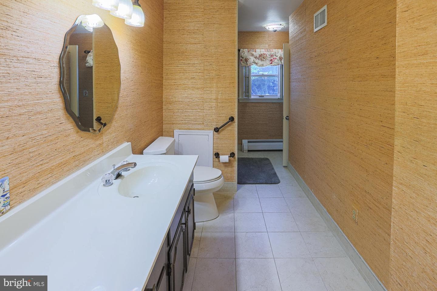 206 Queen Anne Club Drive photo 16