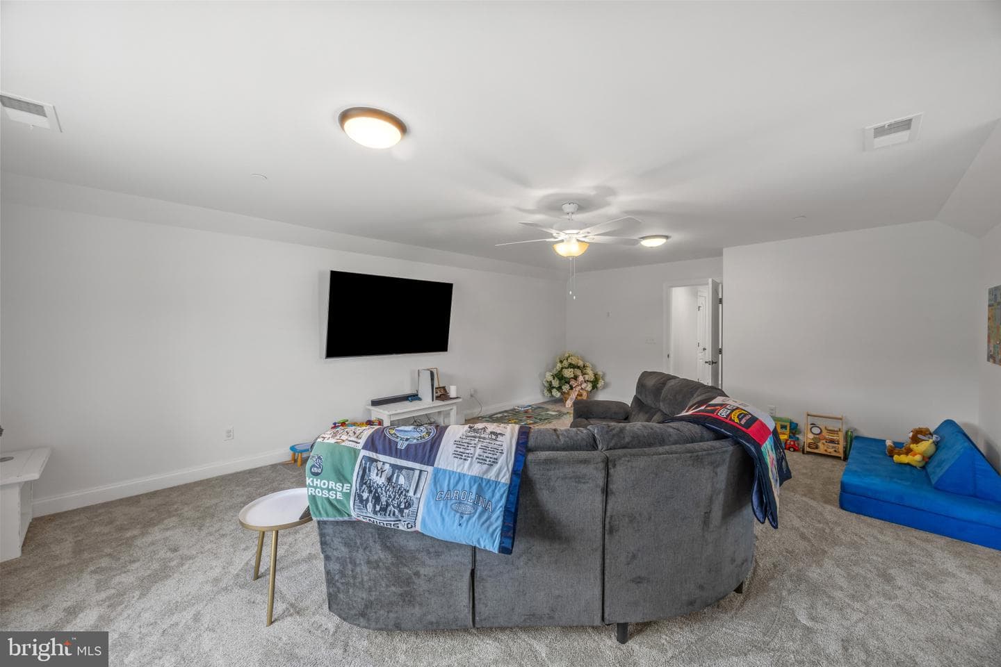 143 Thicket Court photo 27