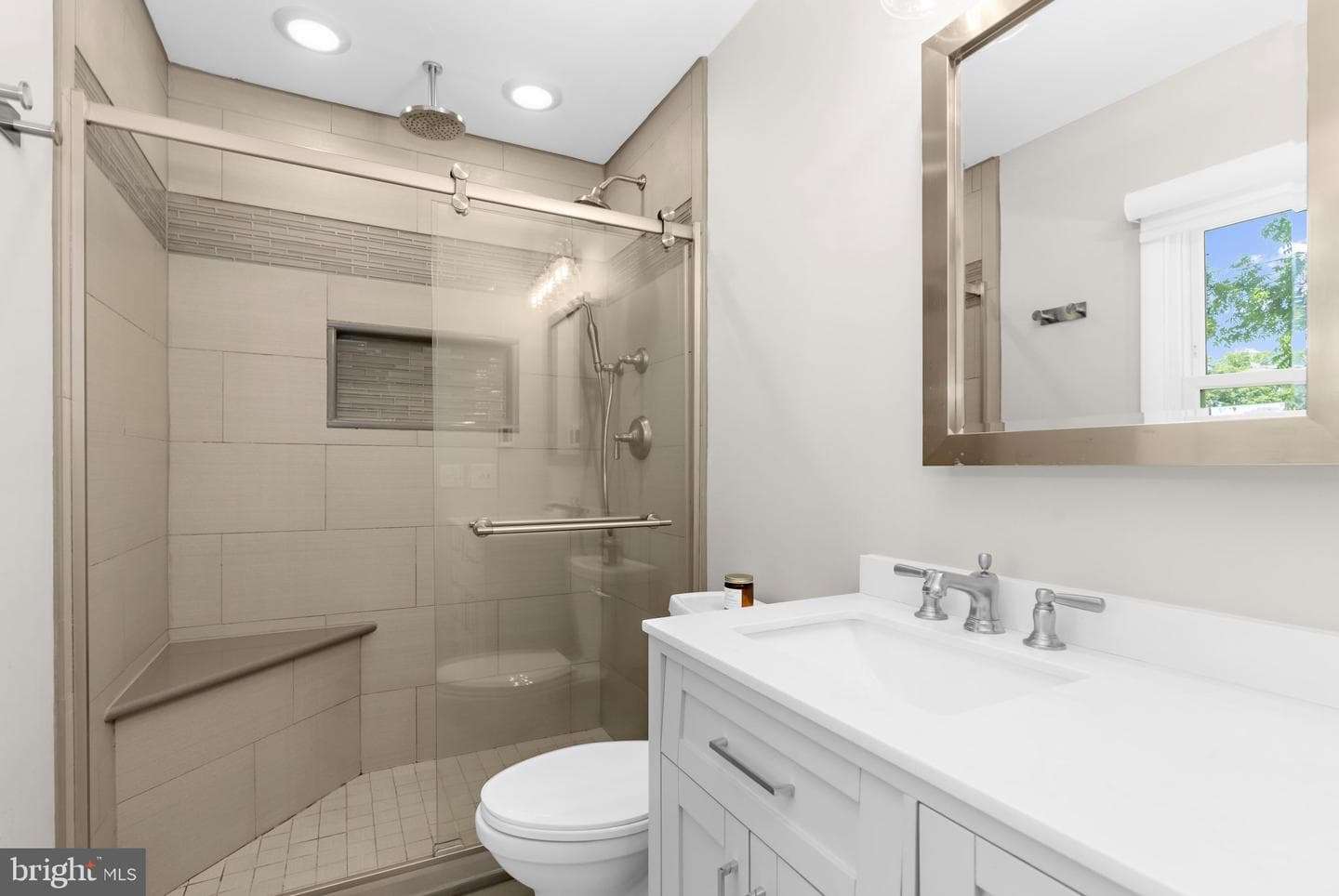 205 Riverside Drive photo 22