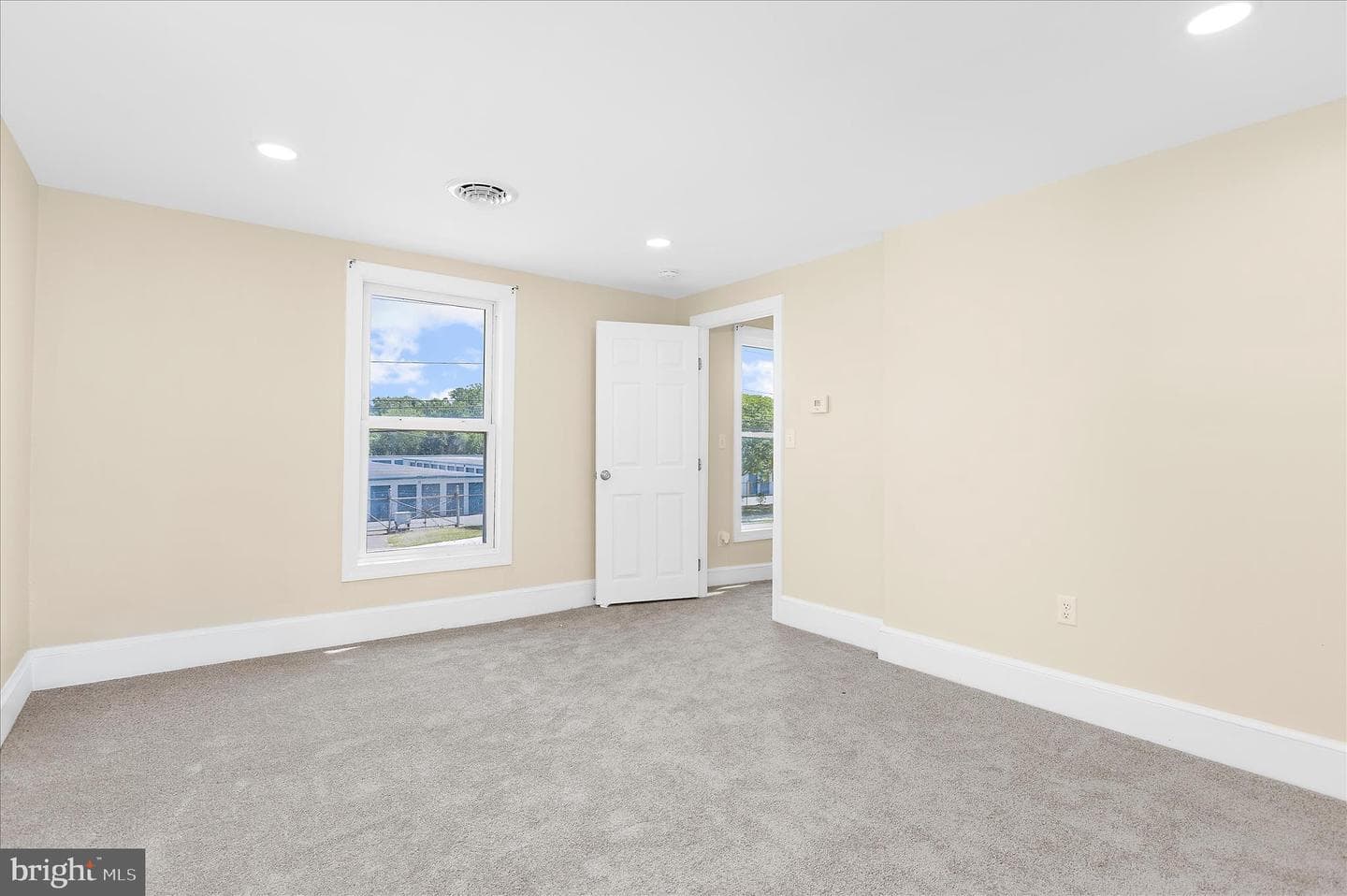 430 Railroad Avenue photo 25