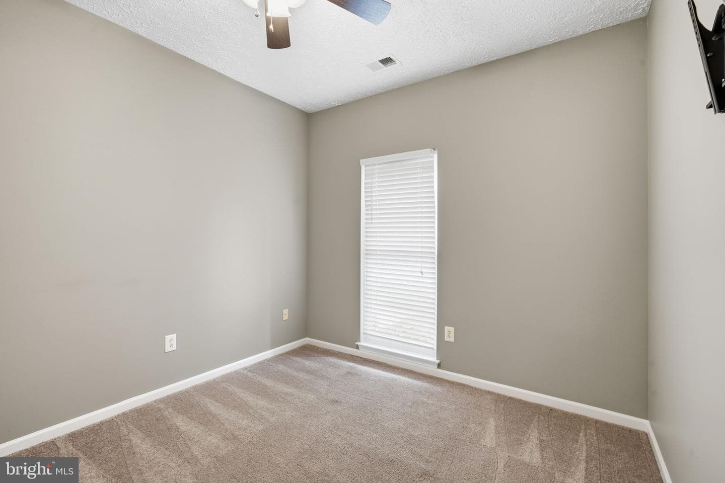 114 Edenderry Avenue photo 23