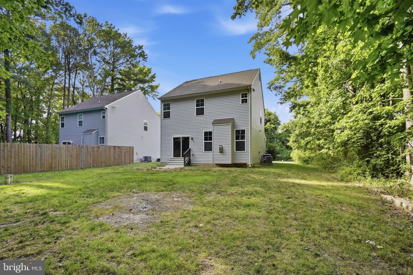 124 Riverside Drive photo 41