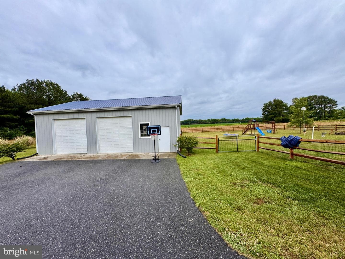 1212 Rabbit Hill Road photo 4