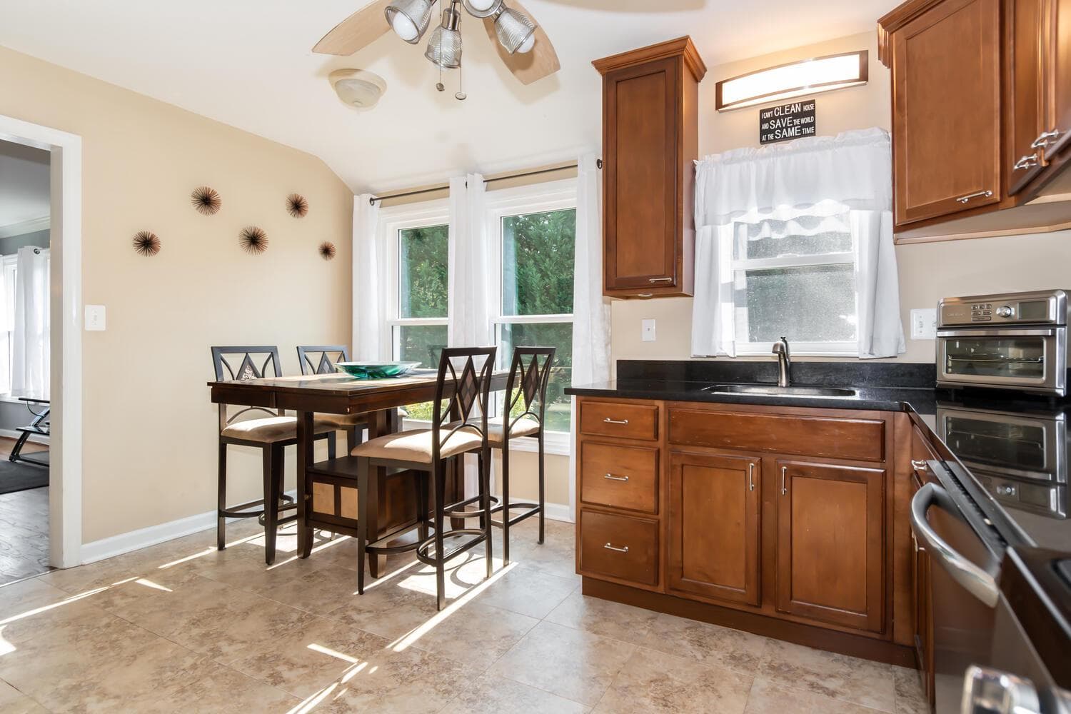624 Romancoke Road photo 21