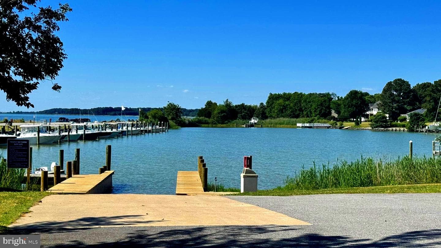 116 Prospect Bay Drive W photo 14