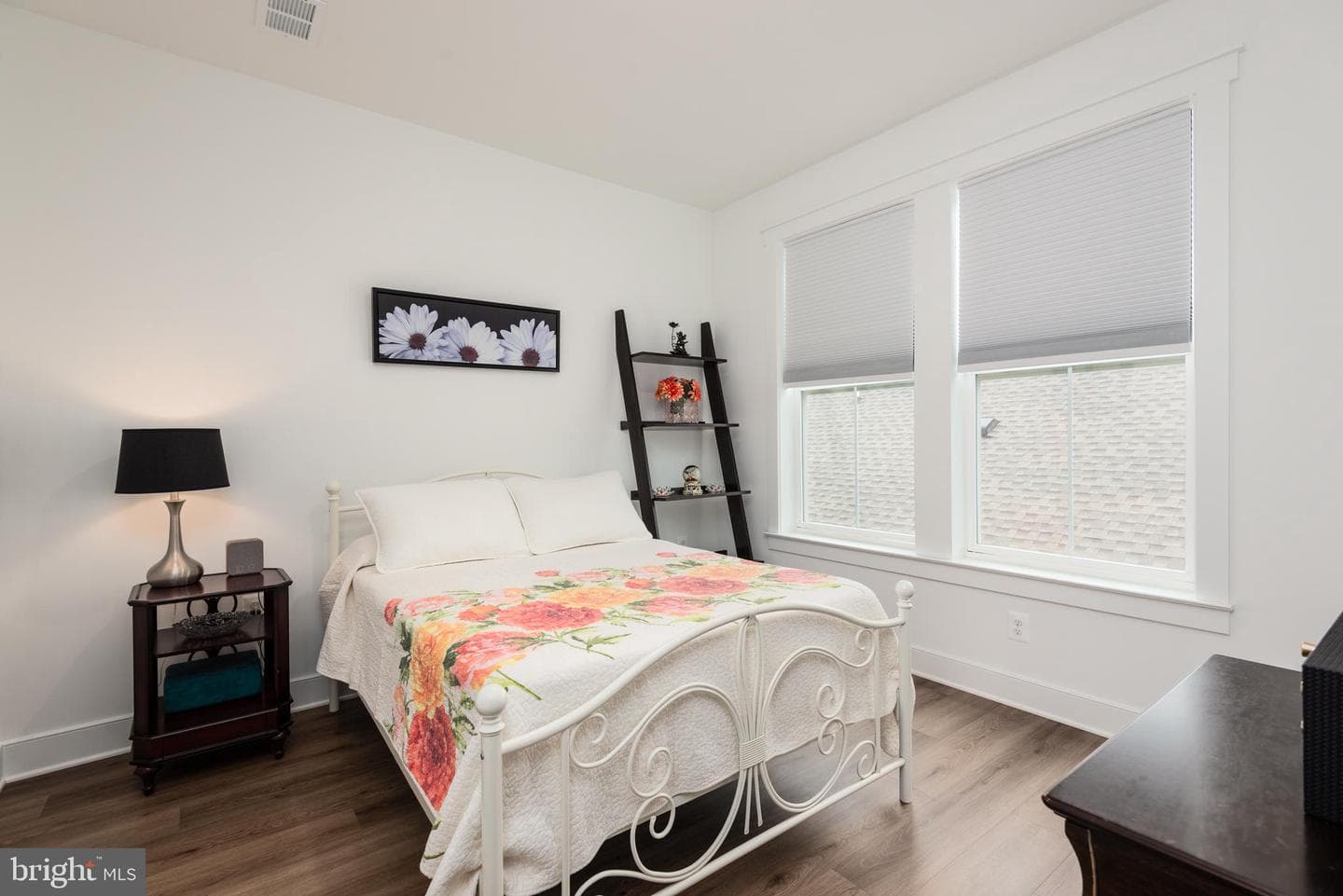 233 Peregrine Drive photo 35