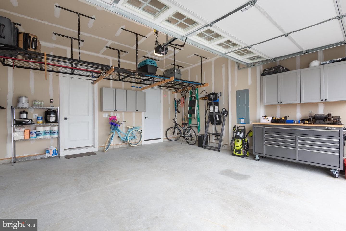 233 Peregrine Drive photo 41