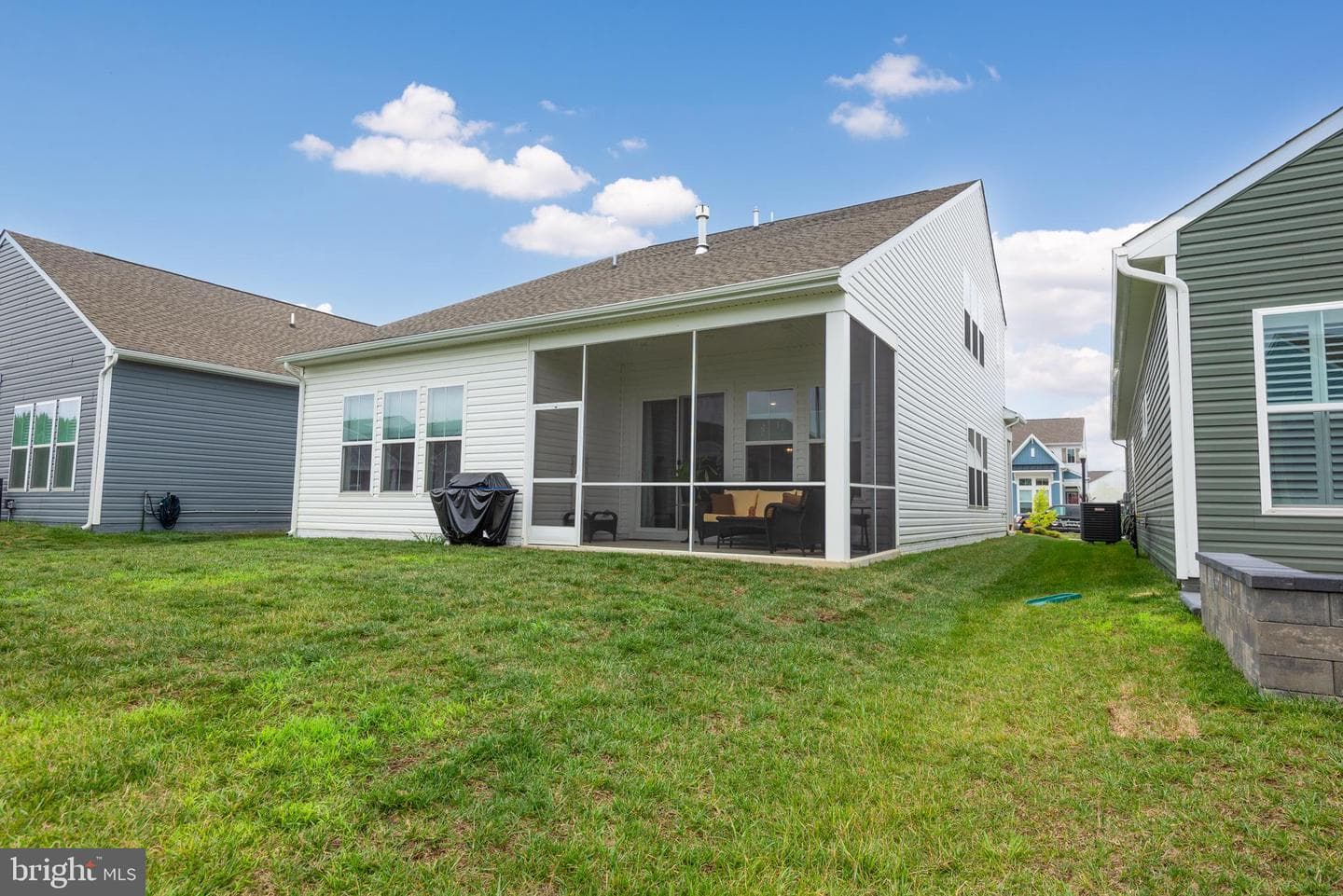 233 Peregrine Drive photo 44